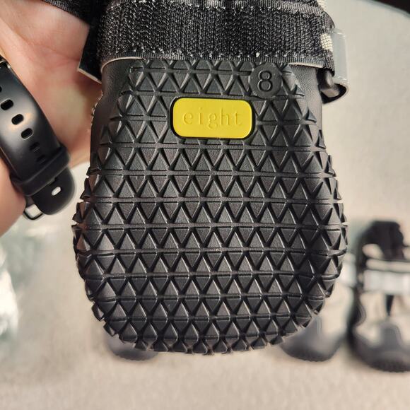 NEW 4 Dog Shoes Breathable Adjustable Reflective Durable Dogs Boots SIZE 8 - Picture 4 of 5